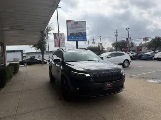 2020 Jeep Cherokee Altitude