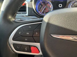 2019 Chrysler 300 Touring