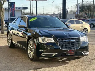 2019 Chrysler 300 Touring