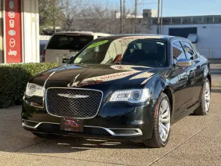 2019 Chrysler 300 Touring