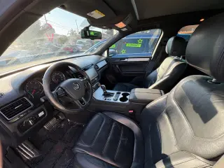 2014 Volkswagen Touareg R-Line