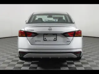 Nissan Altima 2025 AWD 2.5 SV 4dr Sedan