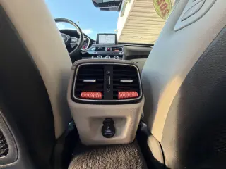 2020 Genesis G70 2.0T