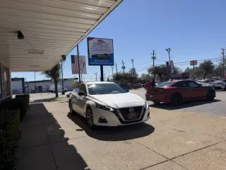 2020 Nissan Altima 2.5 SR