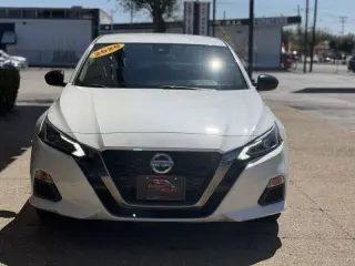 2020 Nissan Altima 2.5 SR