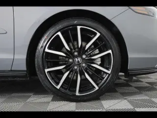 Honda Accord Hybrid 2025 Touring 4dr Sedan