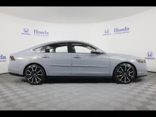 Honda Accord Hybrid 2025 Touring 4dr Sedan