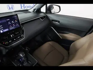 Toyota Corolla Cross 2026 AWD XLE 4dr Crossover