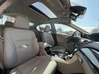 2017 Honda Accord EX-L V6 w/Navi w/Honda Sensing