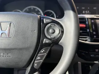 2017 Honda Accord EX-L V6 w/Navi w/Honda Sensing
