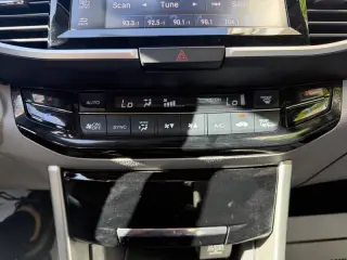 2017 Honda Accord EX-L V6 w/Navi w/Honda Sensing
