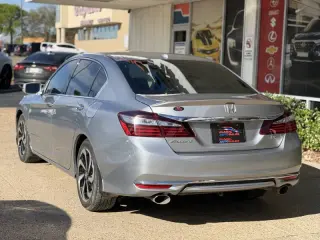 2017 Honda Accord EX-L V6 w/Navi w/Honda Sensing