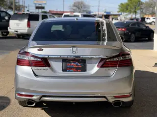 2017 Honda Accord EX-L V6 w/Navi w/Honda Sensing