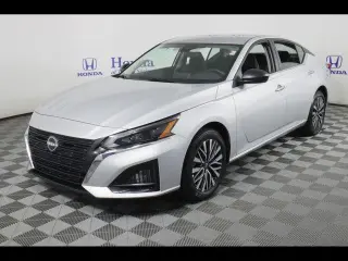Nissan Altima 2025 AWD 2.5 SV 4dr Sedan