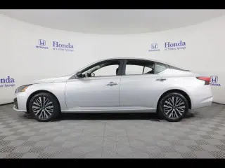 Nissan Altima 2025 AWD 2.5 SV 4dr Sedan