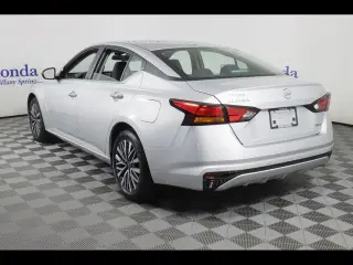 Nissan Altima 2025 AWD 2.5 SV 4dr Sedan