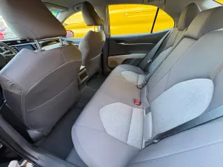 2020 Toyota Camry Hybrid LE