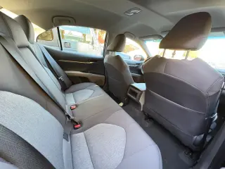 2020 Toyota Camry Hybrid LE