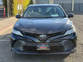 2020 Toyota Camry Hybrid LE