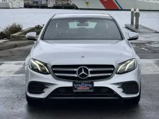 2019 Mercedes-Benz E 300 RWD Sedan