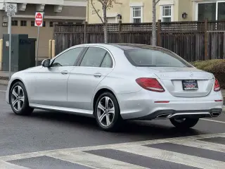 2019 Mercedes-Benz E 300 RWD Sedan