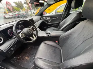 2019 Mercedes-Benz E 300 RWD Sedan