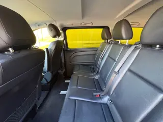 2016 Mercedes-Benz Metris Passenger Van RWD 126"