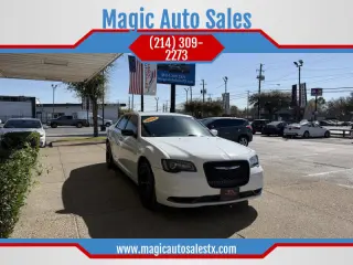 2019 Chrysler 300 Touring