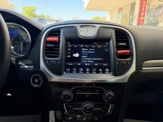 2019 Chrysler 300 Touring