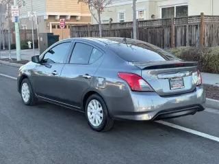 2019 Nissan Versa Sedan SV