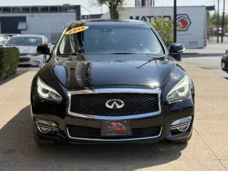 2018 Infiniti Q70 3.7 Luxe