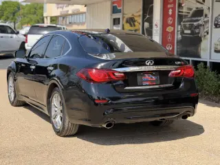 2018 Infiniti Q70 3.7 Luxe