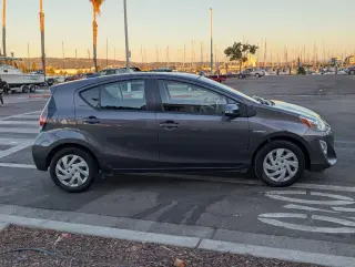 2015 Toyota Prius c Two