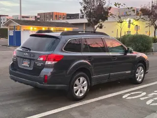 2010 Subaru Outback Ltd