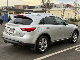 2009 INFINITI FX35 
