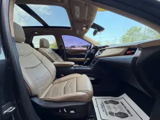 2017 Cadillac XT5 Platinum