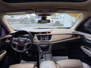 2017 Cadillac XT5 Platinum
