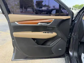 2017 Cadillac XT5 Platinum