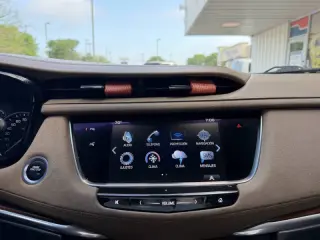2017 Cadillac XT5 Platinum