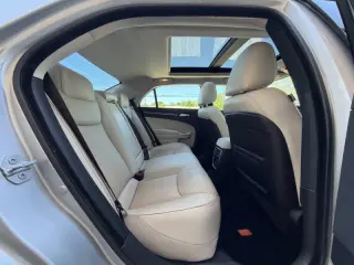 2019 Chrysler 300 Limited