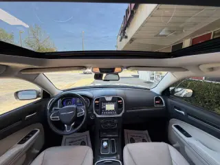 2019 Chrysler 300 Limited