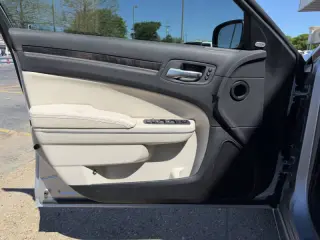2019 Chrysler 300 Limited