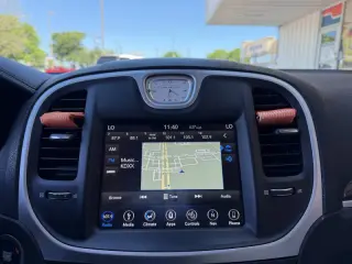 2019 Chrysler 300 Limited