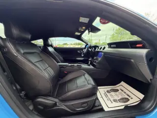 2022 Ford Mustang EcoBoost