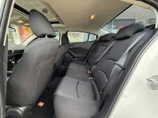 2015 Mazda MAZDA3 i Touring
