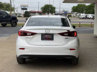 2015 Mazda MAZDA3 i Touring