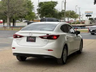 2015 Mazda MAZDA3 i Touring