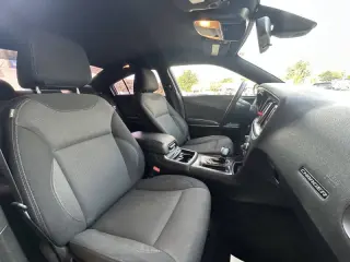 2016 Dodge Charger SE