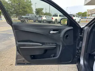 2016 Dodge Charger SE