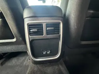 2016 Dodge Charger SE